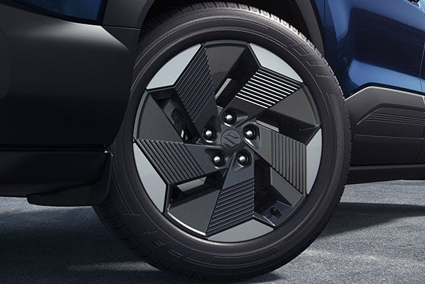 Machined Finish Alloy Wheel | e VITARA