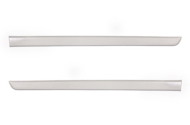 Body Side Moulding (Pearl Arctic White with Chrome Insert) | New Celerio