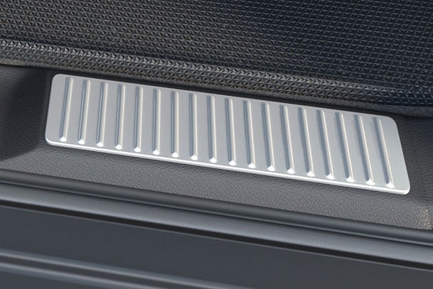 Rear Trunk Sill Guard | e VITARA