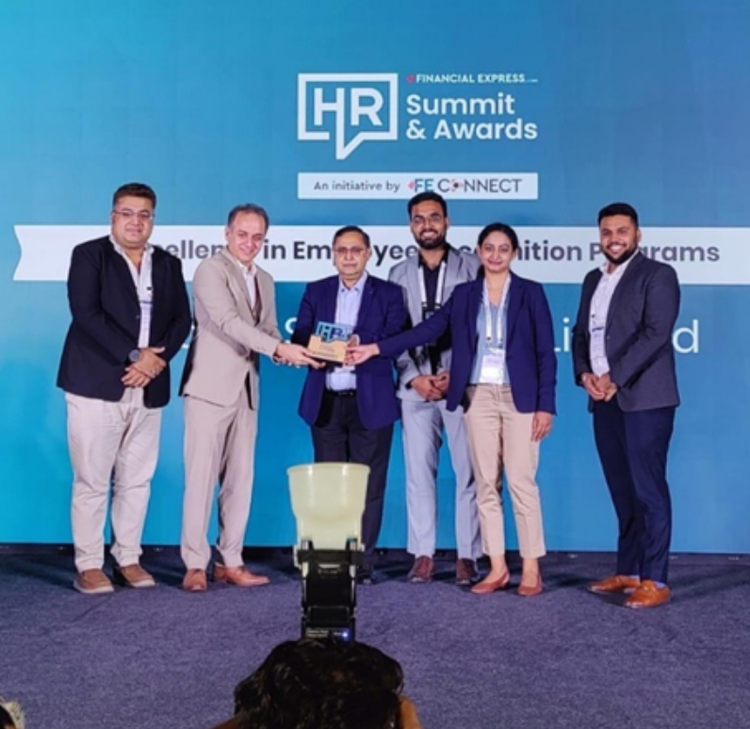 Award-1