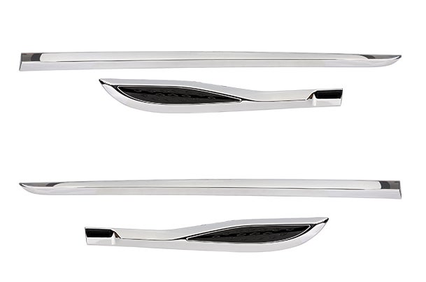 Body Side Moulding (Chrome + Bluish Black Insert) | New Baleno