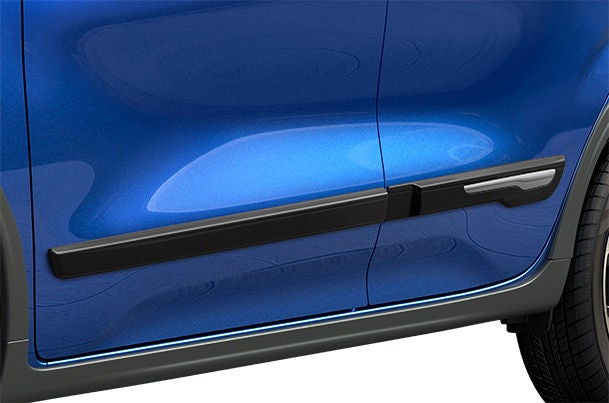 Body Side Moulding (Midnight Black with Chrome Insert) | New Celerio
