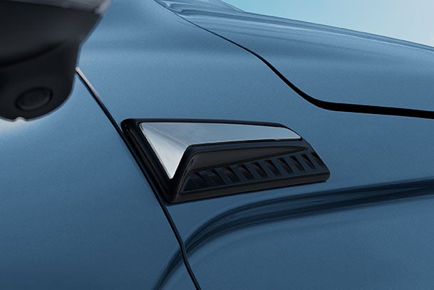 Fender Garnish - Dark Chrome Finish | Victoris